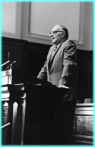 from PHOTO FILE: BGEA Schools of Evangelism