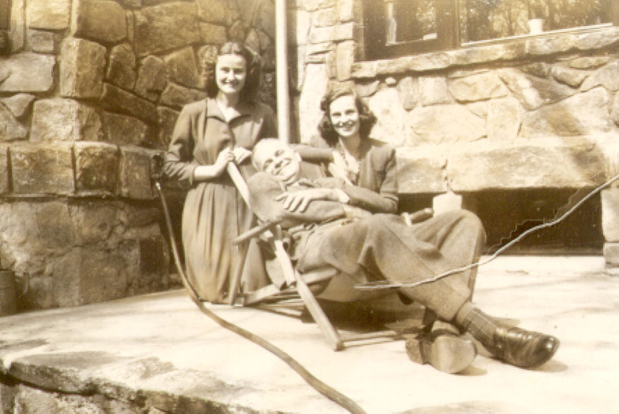Photo File: Bell, L. Nelson